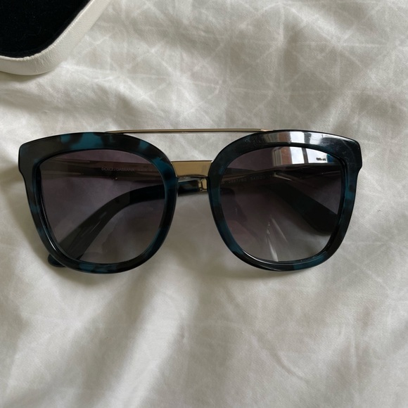 Dolce & Gabbana sunglasses blue leopard print - Picture 2 of 4